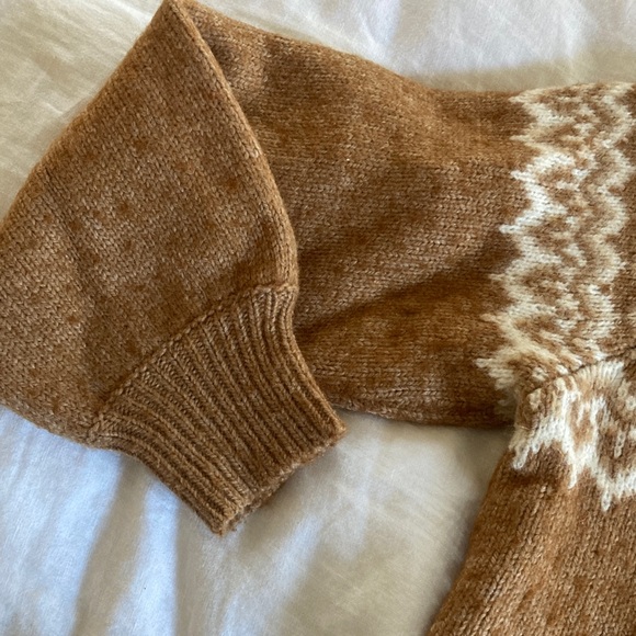 Gap “vintage” sweater - Picture 3 of 4